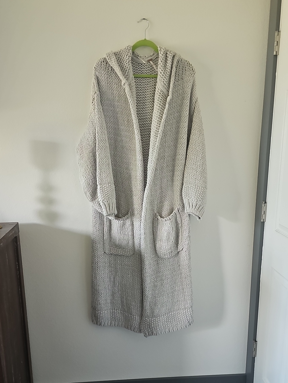 ●●FREE PEOPLE "CROFTER" MAXI CHUNKY KNIT CARDIGAN S.LARGE●●
